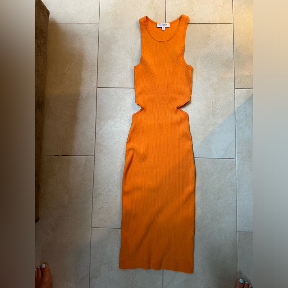 Cadaya Cut-Out Midi Dress